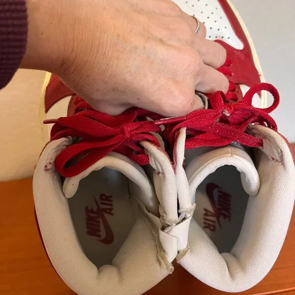 NIKE Air Jordan Elevate High- Sz 8- Red - Picture 8 of 8